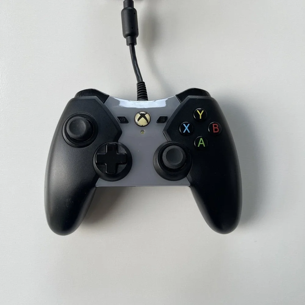 PowerA Xbox One Spectra Wired Controller Model CPFA115536-02 Black